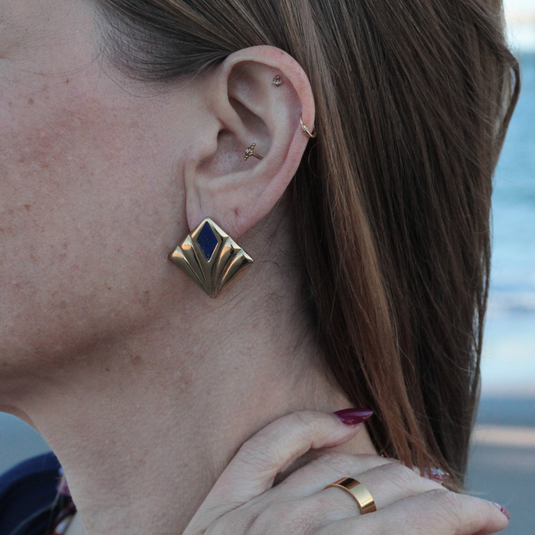 Moonbeam Lapis Lazuli Gold Earring