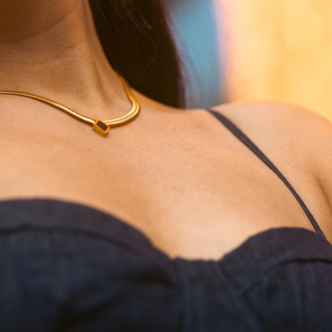 Luna Black Onyx Gold Necklace