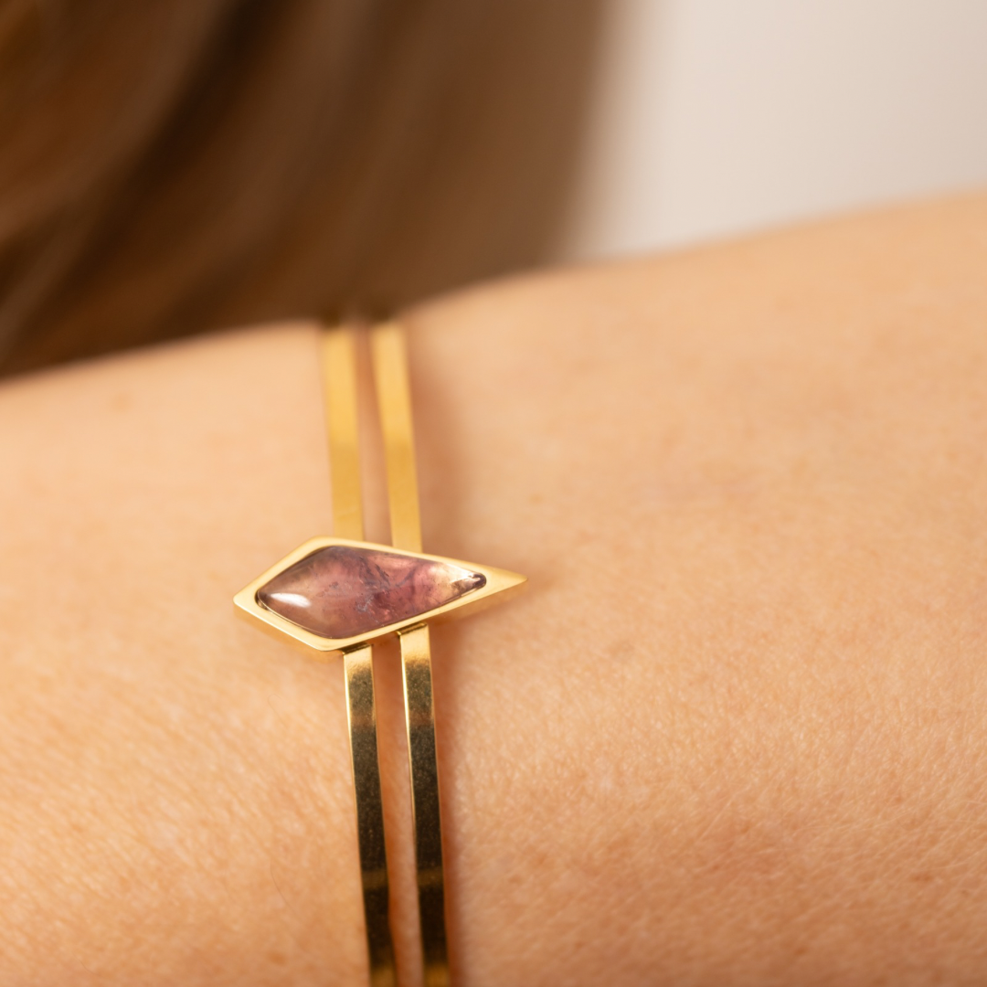 Cotton Skies Amethyst Gold Bracelet