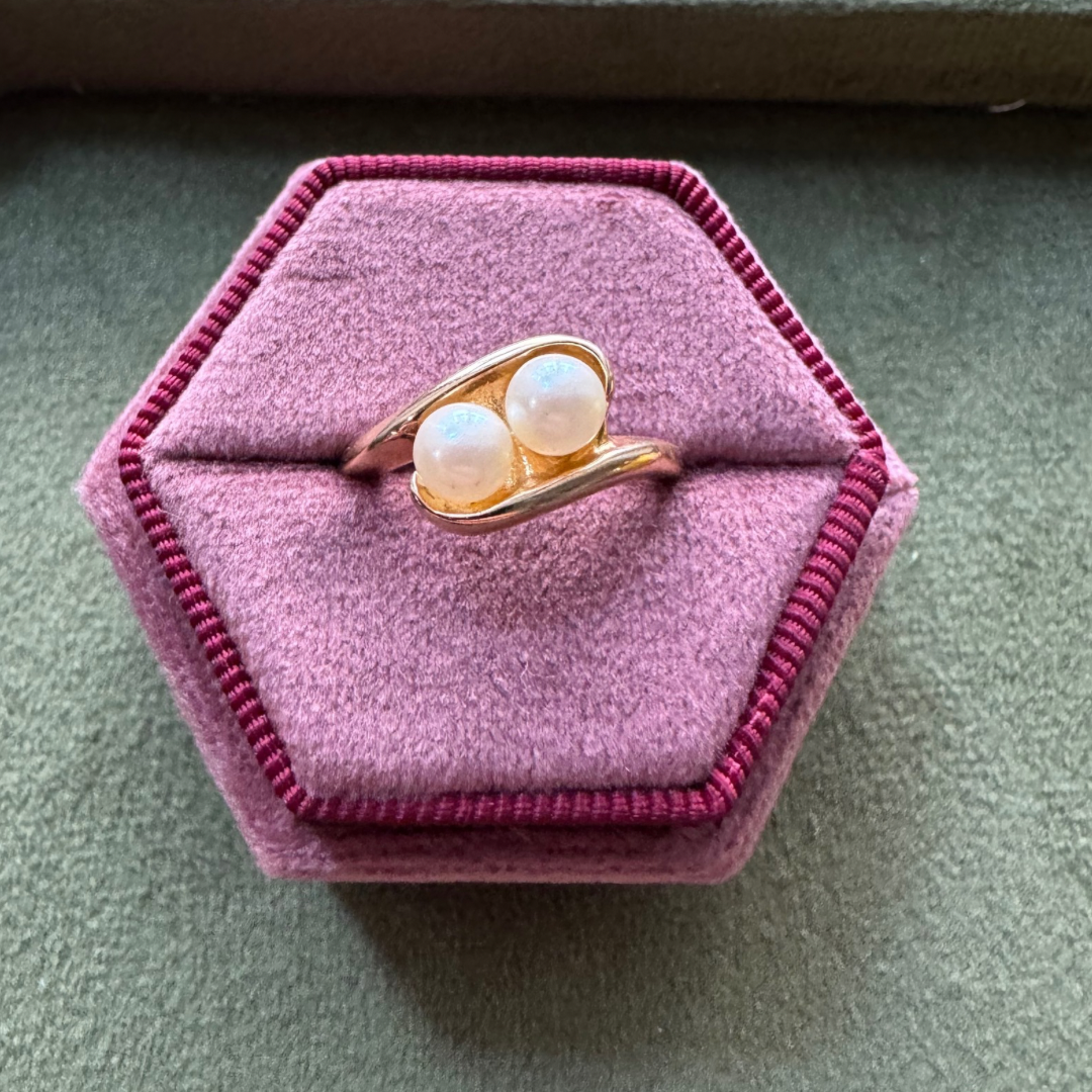 Vintage Two Pearls Ring