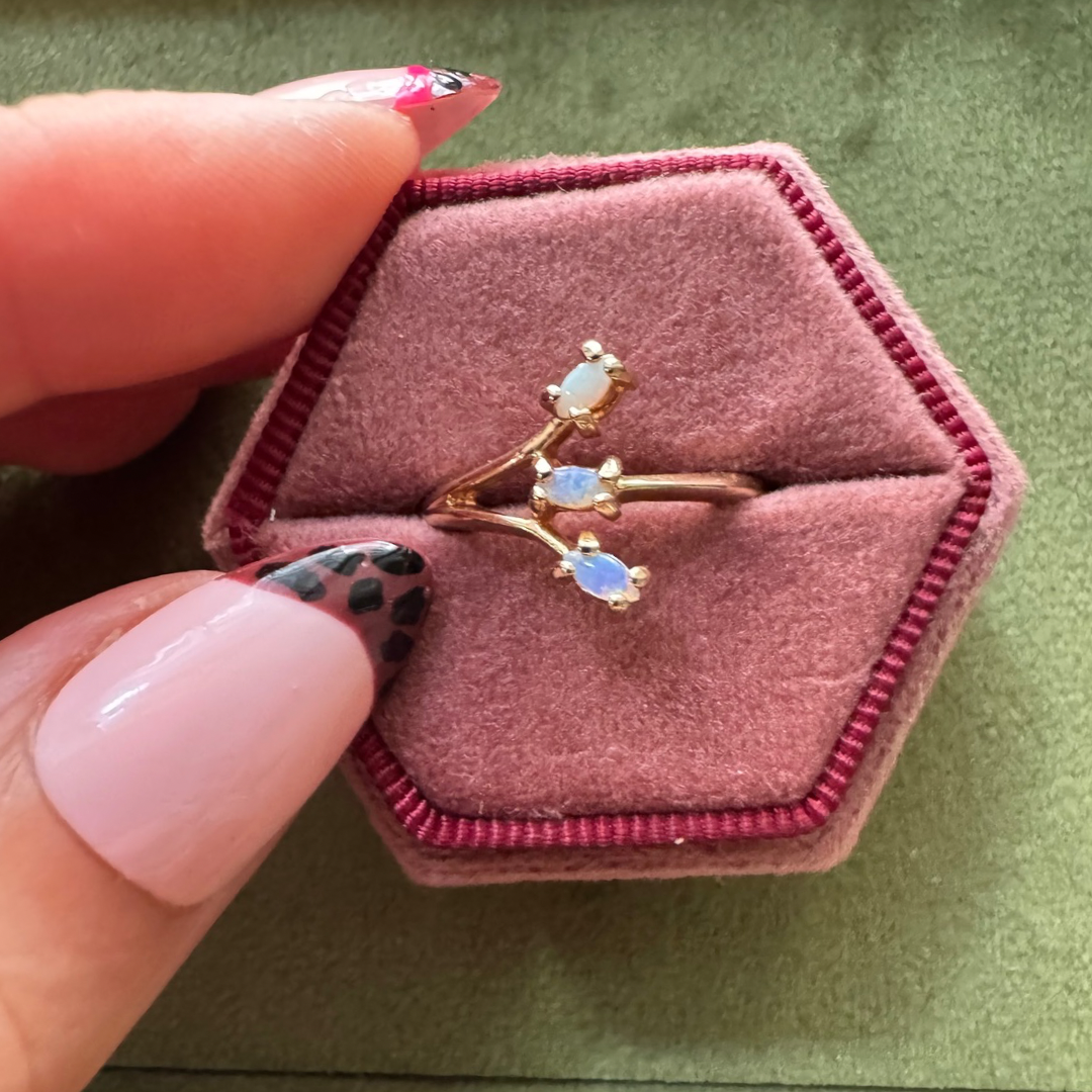 Vintage Opals Ring