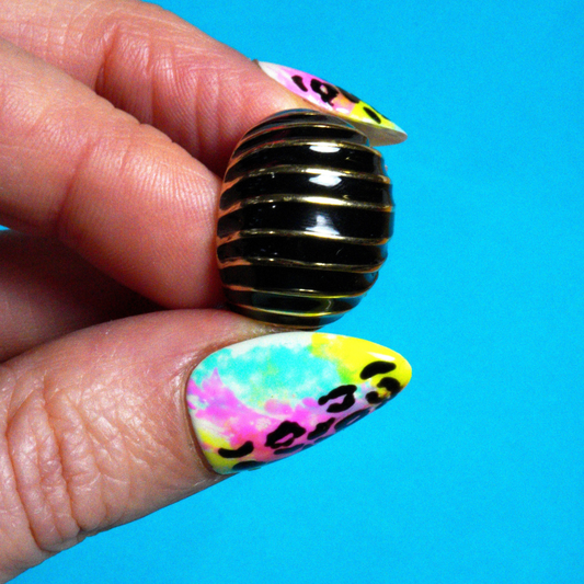 Vintage black and gold Croissant Ring