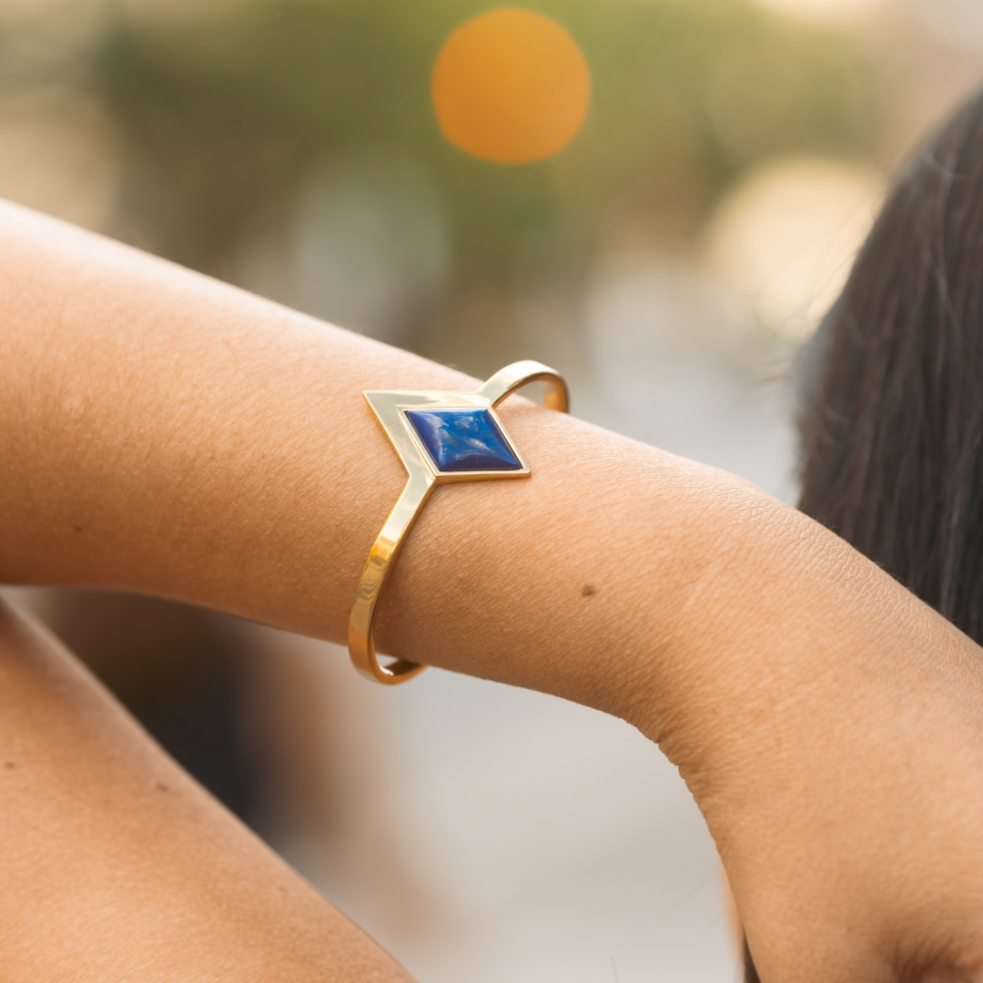 Stardust Lapis Lazuli Gold Bracelet