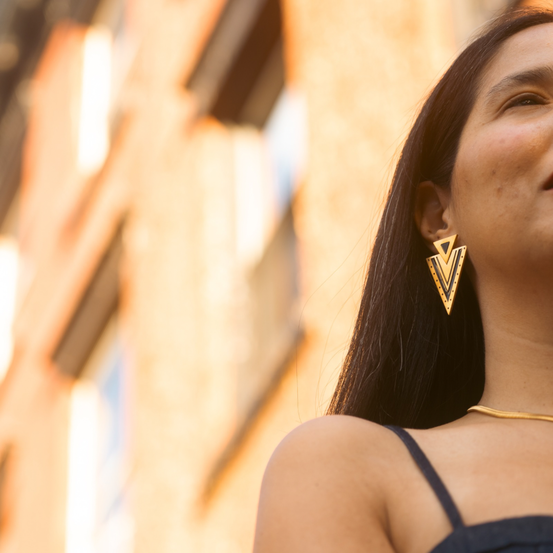 Electric Black Onyx Gold Earring