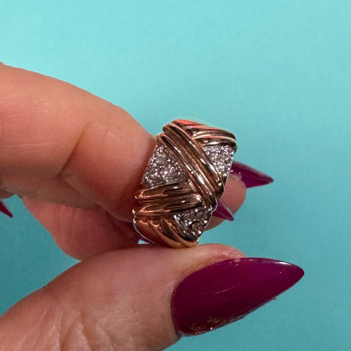 Bold gold Vintage Ring